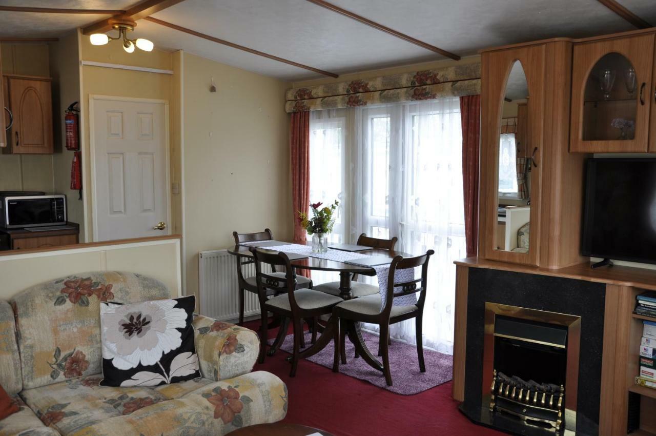 Caravan 8 Berth With Private Fishing Hotell Lincoln Eksteriør bilde